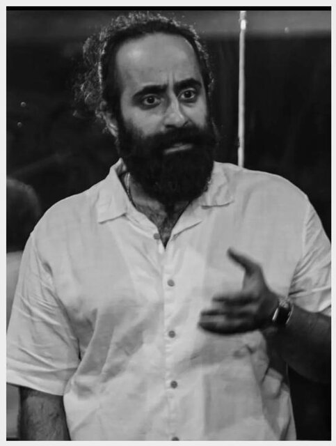 چشم این بازیگر پس از اجرا تار میشود