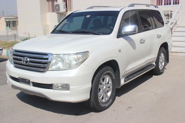 عکس تزئینی است انهدام باند فروش خودروهای لوکس با اسناد خودروهای تصادفی و سوخته