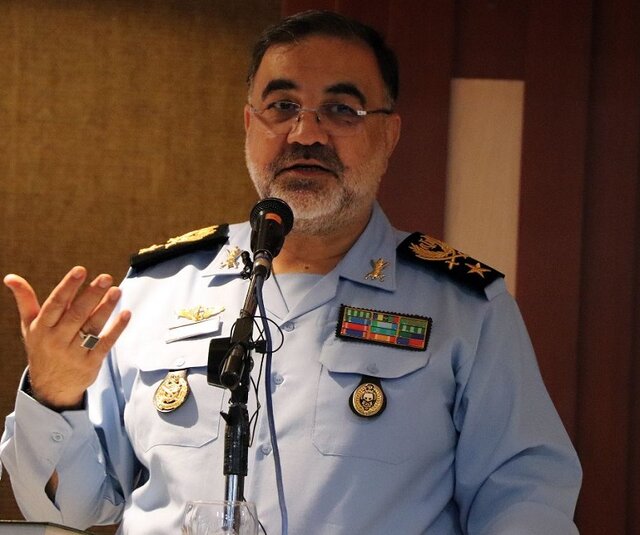امیر سرتیپ خلبان واحدی: صددرصد درگیر یک جنگ تمام عیار اقتصادی و فرهنگی شدهایم امیر سرتیپ خلبان واحدی: صددرصد درگیر یک جنگ تمام عیار اقتصادی و فرهنگی شدهایم