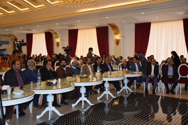 لزوم پرداختن به مضامین جدید در حوزه شعر رضوی