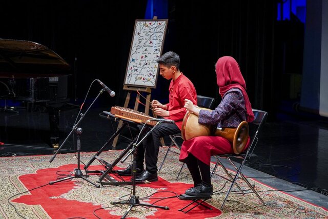 جشنوارهای که برای نوازندگان کلاس درس است جشنوارهای که برای نوازندگان کلاس درس است