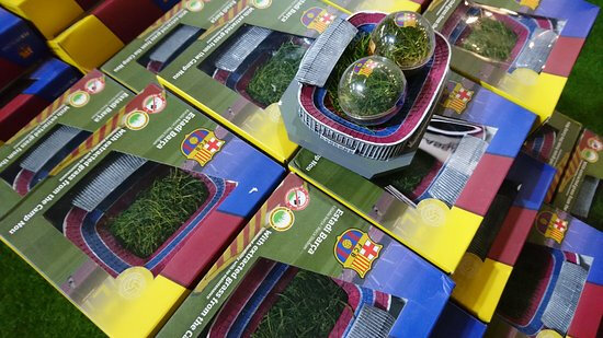 کاش بارسلونا برایمان کلاس بگذارد