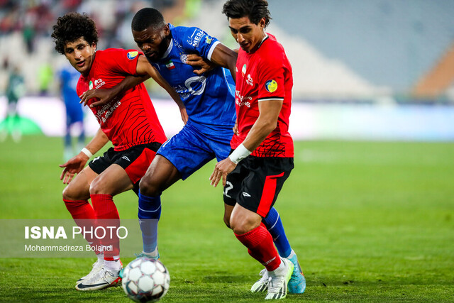 عملکرد ضعیف تراکتورِ خصوصی مقابل مدعیان فوتبال ایران