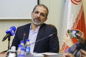 حامد علیاکبرزاده رییس سازمان ترویج مطالعه و نشر جهاد دانشگاهی در نشست خبری سی امین جشنواره ملی کتاب دانشجویی