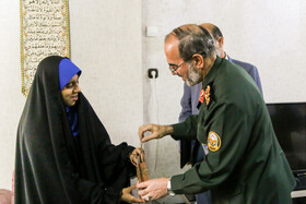 دیدار با خانواده شهید مدافع حرم عبدالحمید سالاری 