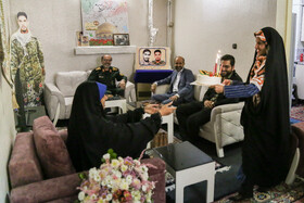 دیدار با خانواده شهید مدافع حرم عبدالحمید سالاری 