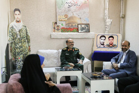 دیدار با خانواده شهید مدافع حرم عبدالحمید سالاری 