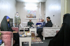 دیدار با خانواده شهید مدافع حرم عبدالحمید سالاری 