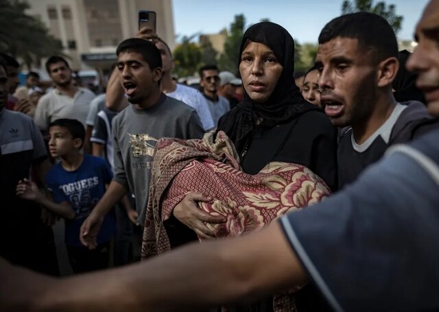 دنیا به فجایع غیرانسانی غزه واکنش نشان نمیدهد دنیا به فجایع غیرانسانی غزه واکنش نشان نمیدهد