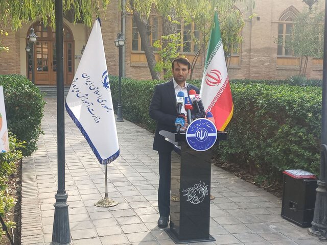 پرداخت حقالتدریس معلمان هر دو ماه یکبار/ توزیع شیر مدارس در ۱۱ استان محروم تا اوایل آذرماه پرداخت حقالتدریس معلمان هر دو ماه یکبار/ توزیع شیر مدارس در ۱۱ استان محروم تا اوایل آذرماه