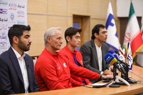 نشست خبری یورن اندرسن سرمربی تیم ملی هنگکنگ پیش از بازی با تیم ملی ایران