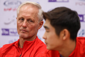 نشست خبری یورن اندرسن سرمربی تیم ملی هنگکنگ پیش از بازی با تیم ملی ایران