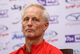 نشست خبری یورن اندرسن سرمربی تیم ملی هنگکنگ پیش از بازی با تیم ملی ایران