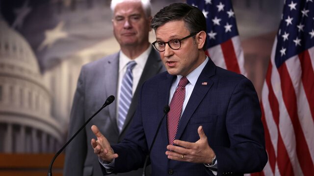 مایک جانسون، رئیس مجلس نمایندگان آمریکا مجلس نمایندگان آمریکا لایحه جلوگیری از تعطیلی دولت را تصویب کرد