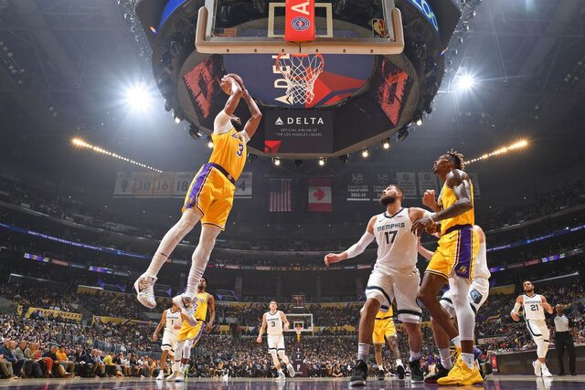 ویدیو/ صحنههای جذاب بازیهای امروز NBA ویدیو/ صحنههای جذاب بازیهای امروز NBA