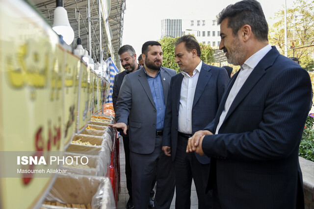 مشاغل خانگی با سرمایه کم زنجیره تولید تا فروش را تکمیل می‌کند