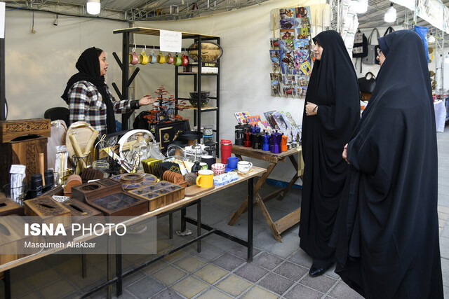 مشاغل خانگی منجر به تحکیم بنیان خانواده می‌شود