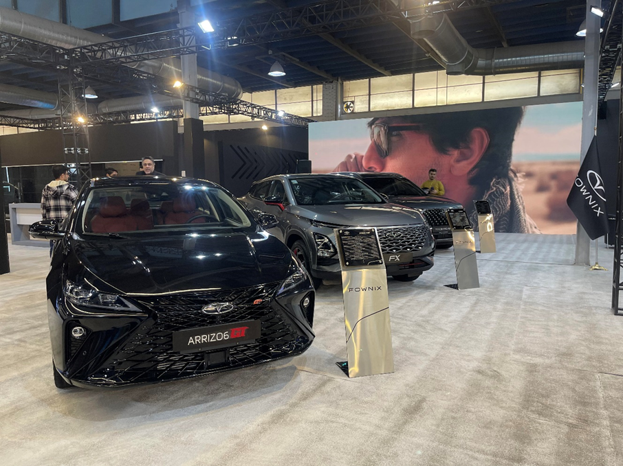 نمایش فناوری بومیسازی شده PHEV توسط فونیکس در نمایشگاه تحول صنعت خودرو تهران