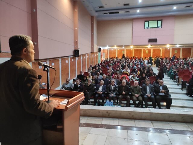 جشن فارغ التحصیلی ۸۰ "شاهنامه خوانِ کوچک" در کرمانشاه