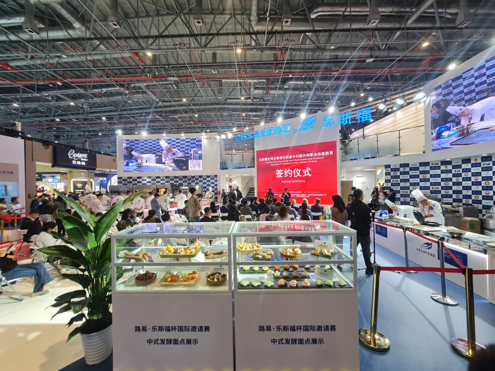 چانگهوآ: چین با همکاری با ایران سهم بیشتری در بهبود اقتصاد جهان ادا خواهد کرد