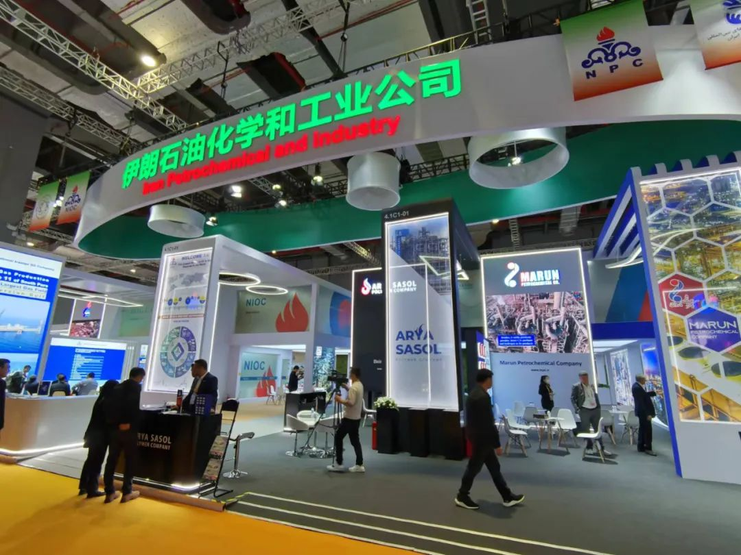 چانگهوآ: چین با همکاری با ایران سهم بیشتری در بهبود اقتصاد جهان ادا خواهد کرد