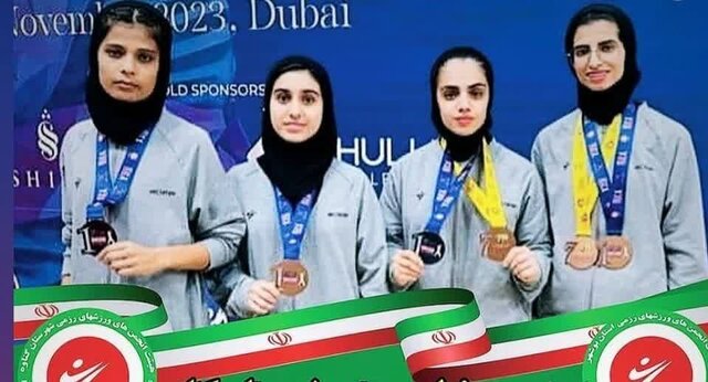 استقبال از دختران ملیپوش رزمیکار مقامآور گناوه استقبال از دختران ملیپوش رزمیکار مقامآور گناوه