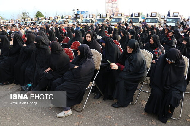 اهدای ۸۰۰ سری جهیزیه به نوعروسان گیلانی