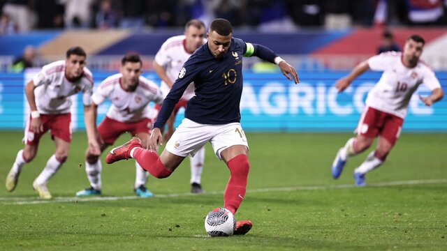 شب باشکوه در پاریس؛ چهارده بد نیست!