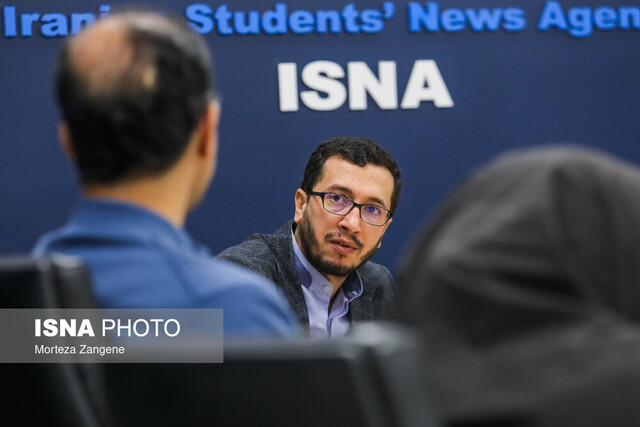 رسانهها بخواهند وسط بازی دربیاورند حذف میشوند