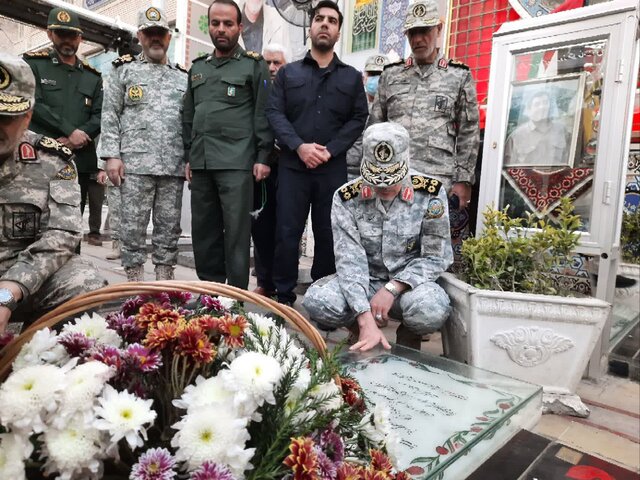 سرلشکر باقری: نهالی که شهید سلیمانی در فلسطین غرس کرد، نهاد صهیونیسم را از بین میبرد