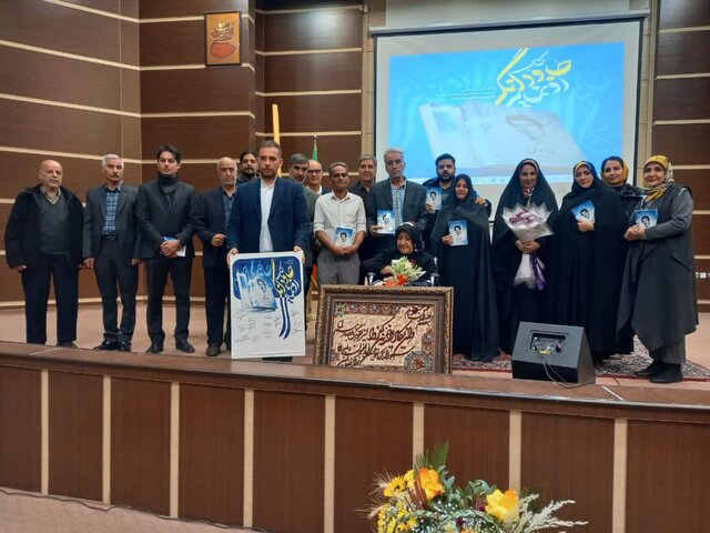 آشنایی نسل جوان با سیره شهدا وظیفه نویسندگان و اصحاب قلم است