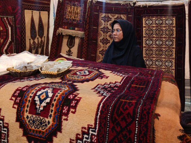 فعالیت ۱۲ هزار صنعتگر صنایع دستی در خراسان جنوبی فعالیت ۱۲ هزار صنعتگر صنایع دستی در خراسان جنوبی