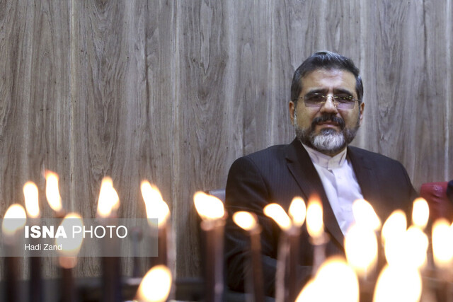 مدافعان حقوق بشر کجا هستند؟!/ صحنه دوربینسوزی خبرنگارها چه پیامی داشت؟