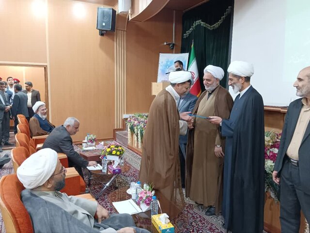 تلاش برای استخدام ۱۰ هزار نفر در شوراهای حل اختلاف کشور