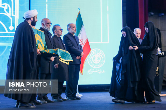 همایش «نکوداشت بانوان مبلغ و قرآنپژوه» برگزار شد همایش «نکوداشت بانوان مبلغ و قرآنپژوه» برگزار شد