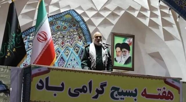 دشمنان زخم خورده از جبهه مقاومت بهدنبال ایجاد فتنه در کشور هستند دشمنان زخم خورده از جبهه مقاومت بهدنبال ایجاد فتنه در کشور هستند