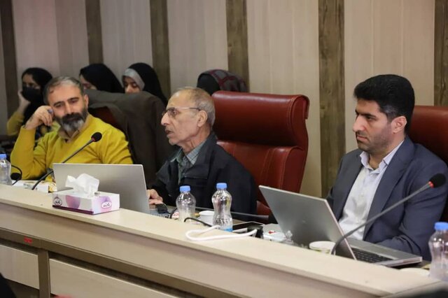 هادی خانیکی: کنشگری آنلاین در دامِ بیاثری است