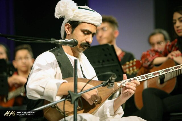 ارکستر ۱۰۰ نفرهای که به اقصی نقاط ایران سفر کرد