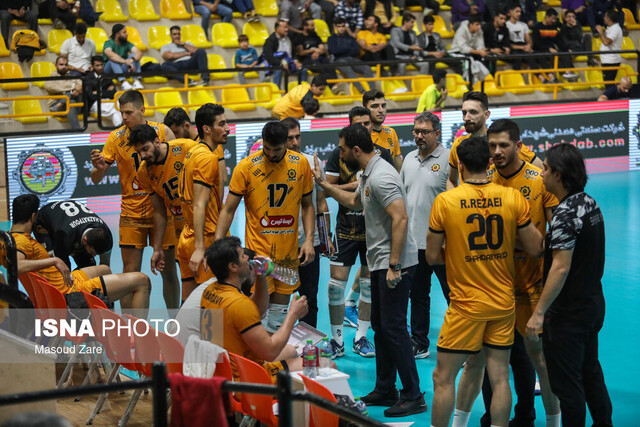 شهداب در نصف جهان شکست را پذیرفت شهداب در نصف جهان شکست را پذیرفت