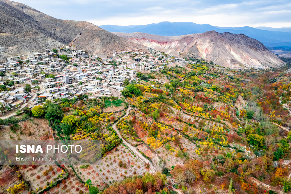 پاییز هزار رنگ در روستای «شیت»