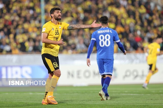 عکس آرشیوی است جریمه مالی و محرومیت مدافع سپاهان از سوی AFC