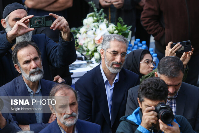 گزارش هدف پرس از مراسم تشییع پیکر پروانه معصومی