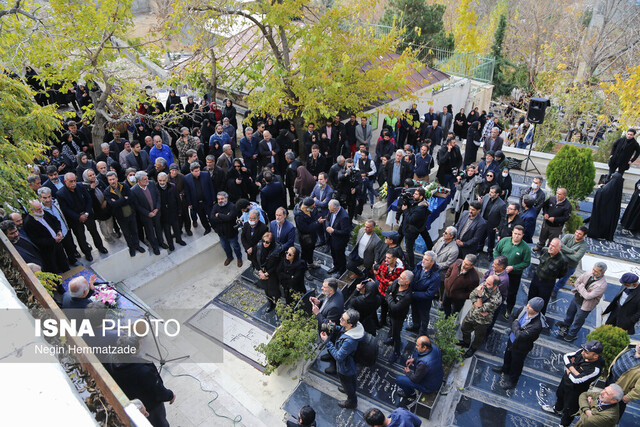 گزارش هدف پرس از مراسم تشییع پیکر پروانه معصومی