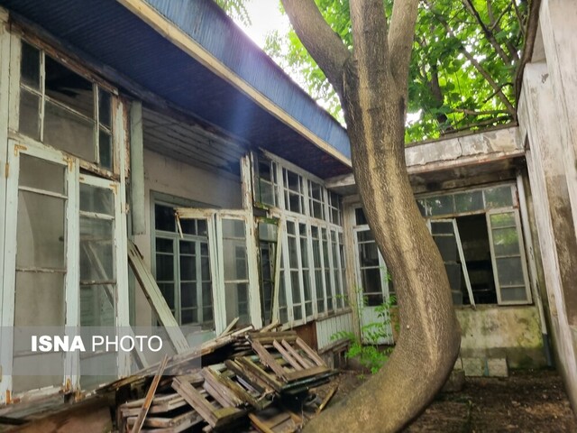 خانه تاریخی همدانی؛ متروکهای در شلوغی بازار رشت