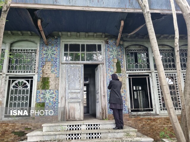 خانه تاریخی همدانی؛ متروکهای در شلوغی بازار رشت