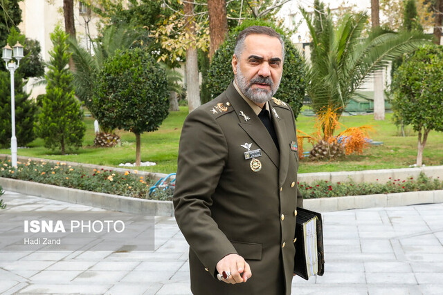 وزارت دفاع ساخت هلیکوپتر بومی را آغاز کرده است وزارت دفاع ساخت هلیکوپتر بومی را آغاز کرده است