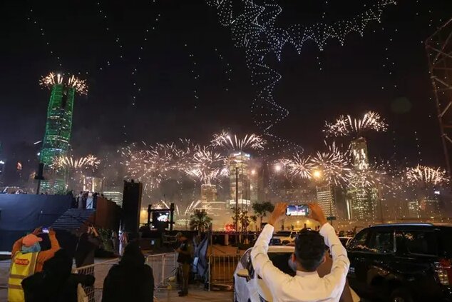 پیروزی پرحاشیه برای عربستان پیروزی پرحاشیه برای عربستان