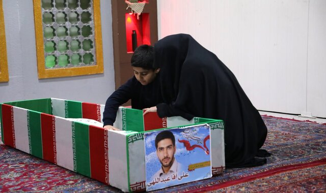 همکلاسیها آمدند همکلاسیها آمدند