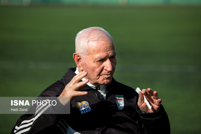 تیمسار آنقدر بالا و پایین رفت تا شاهین منحل شد/ کیروش گفت چه عجب یکی فهمید چه میکنیم!