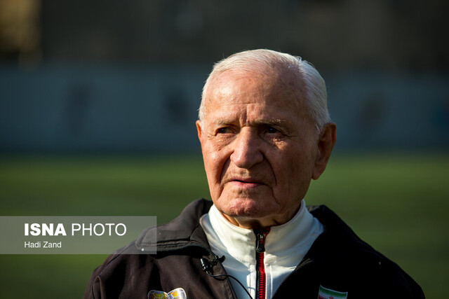 تیمسار آنقدر بالا و پایین رفت تا شاهین منحل شد/ کیروش گفت چه عجب یکی فهمید چه میکنیم!